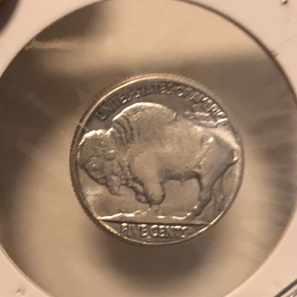 1937 D V.D.B. 3 Legged Buffalo Nickel. - Picture 6 of 6
